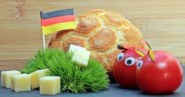 且具性價比 且具性價比